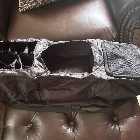 Black Solgaard Travel Bag & Carry On Closet - Picture 3 of 5